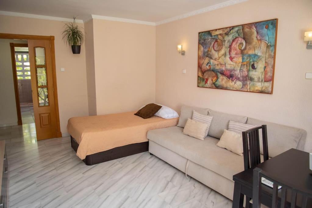 Apartamento Piso con Jardín Málaga Exterior foto