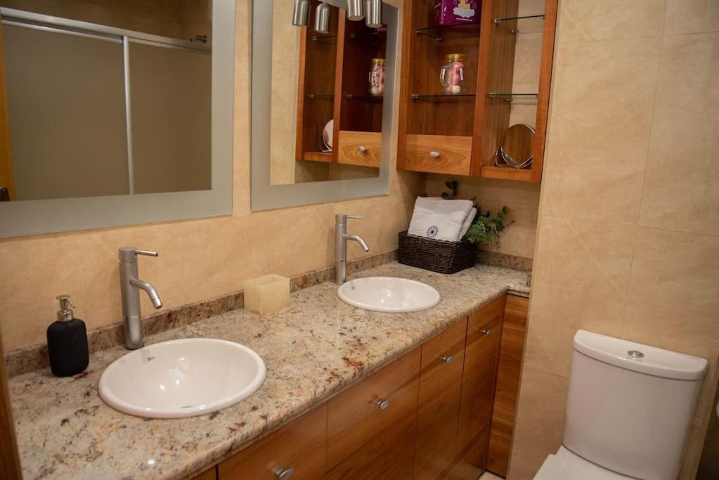 Apartamento Piso con Jardín Málaga Exterior foto